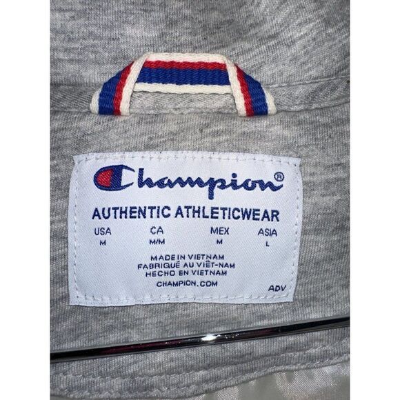 Champion Women’s Stadium Puffer Vest Size Medium - Picture 9 of 14